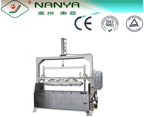 Macchina economizzatrice d'energia del vassoio della polpa, linea di produzione del vassoio dell'uovo 800pcs/hr